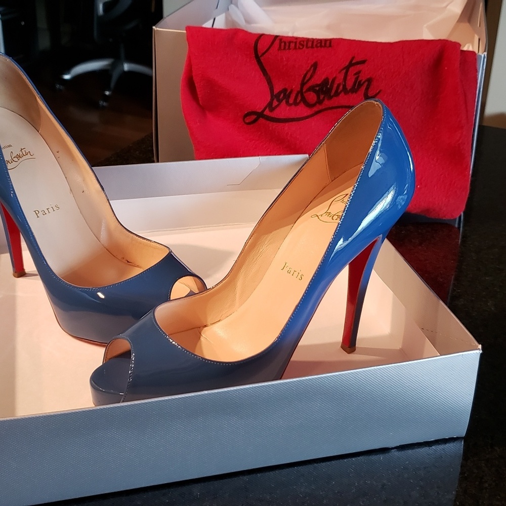 Christian Louboutin Rare Very Prive Patent (120)